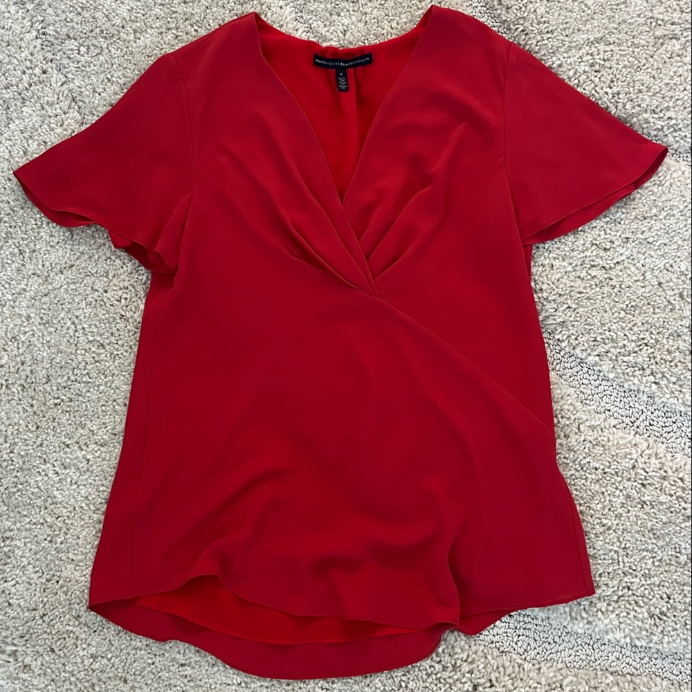 Never Worn Flowy Red White House Black Market Blouse
